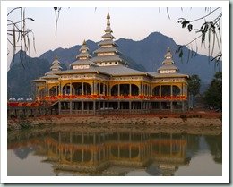 Near Hpa'an
