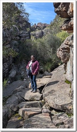 Hiking through the Grampians